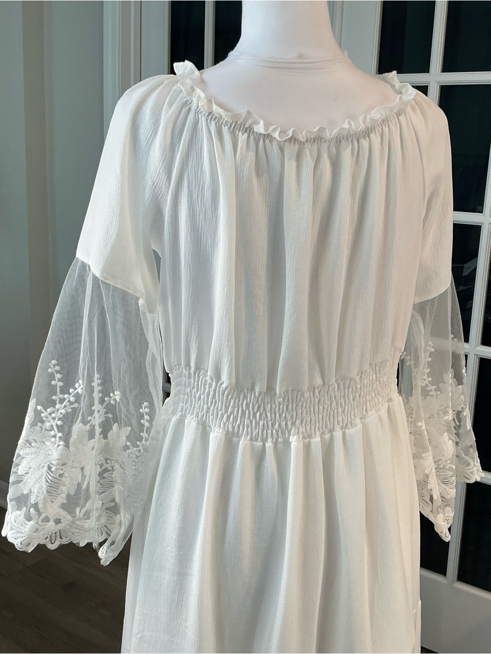 Boho White Off-Shoulder Maxi Dress Sheer Lace Bell Sleeve Tiered Size XL NWOT - Picture 9 of 16